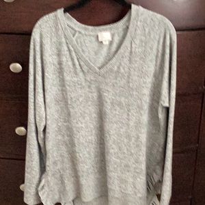Anthropologie sweater cute edge detail size M